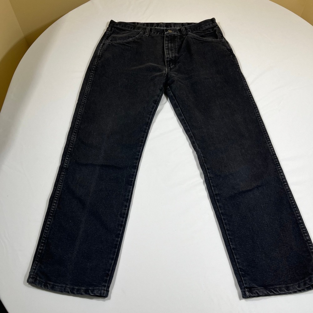 Wrangler Authentic Jeans Men 34x30 Black Regular Fit 85900BK Workwear